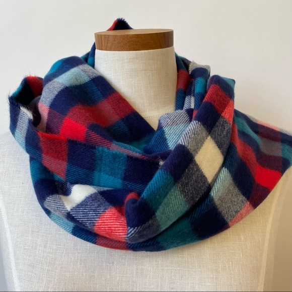 D&Y Unisex Classic Softer Than Cashmere Buffalo Plaid Fringe End Scarf Blue Red - Picture 4 of 6